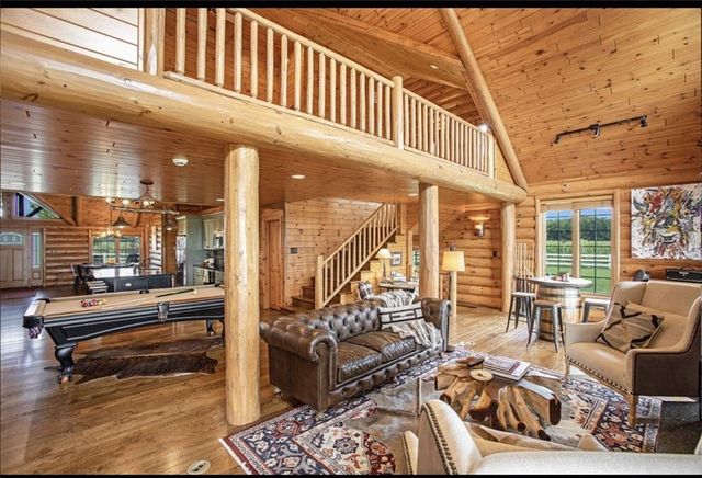 $850,000 | 19295 Highway 52, Pleasanton, KS 66075