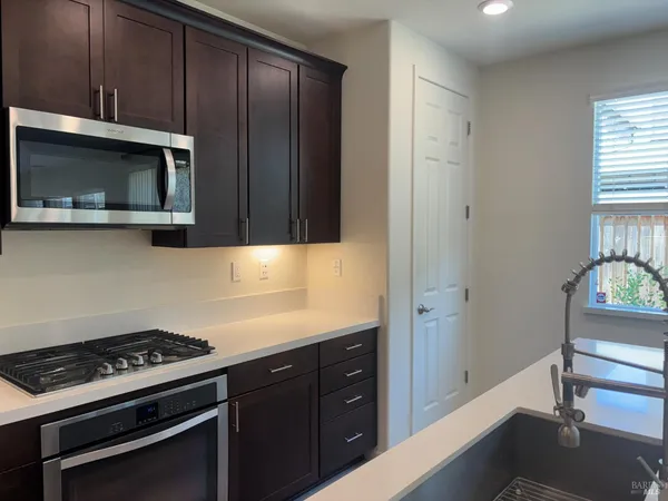 $4,800 | 5558 Kennedy Place, Rohnert Park, CA 94928