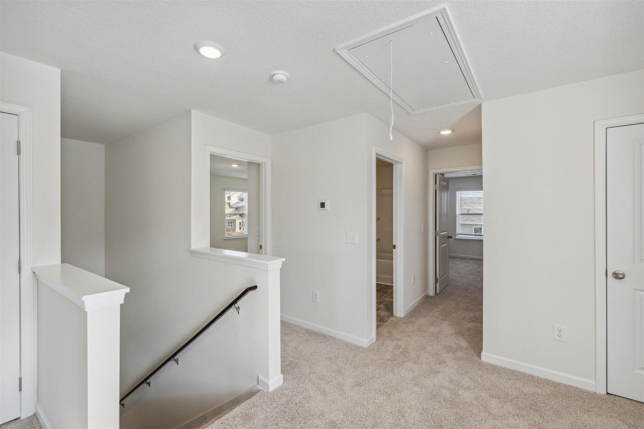 571 Cox Hollow Road Kingsport, TN 37663 - Photo 6 of 24 12-IMG_1066