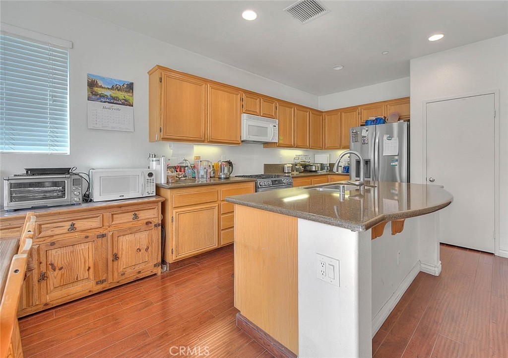 11140 Bridgepoint Court Riverside, CA 92505 - Photo 17 of 70