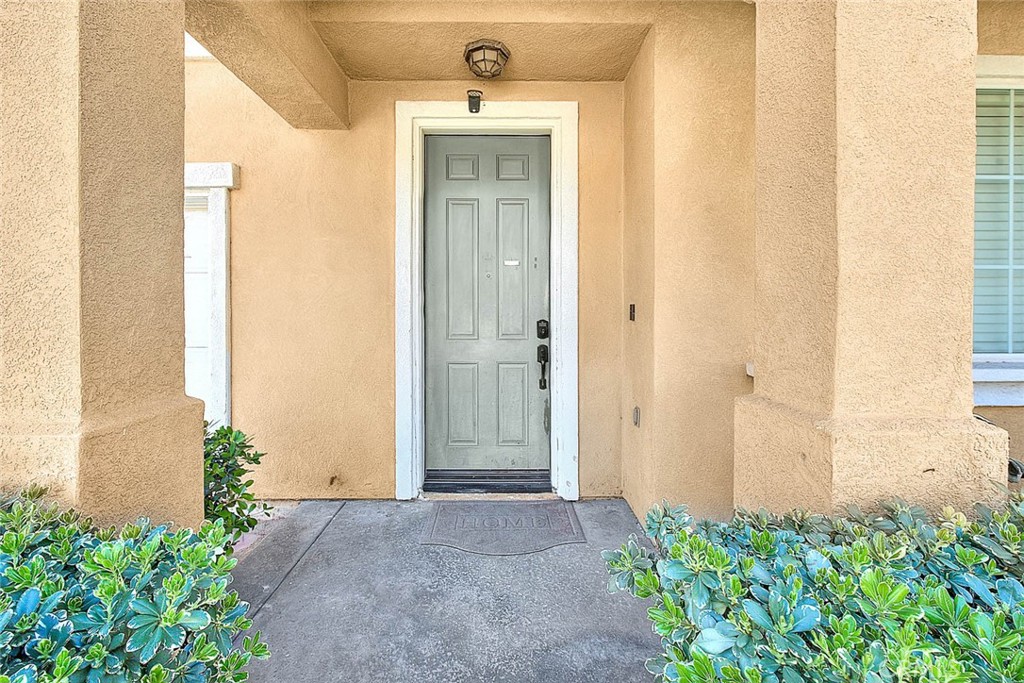 11140 Bridgepoint Court Riverside, CA 92505 - Photo 5 of 70