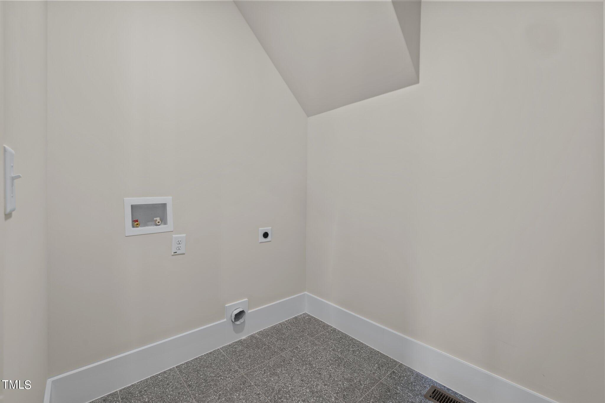 600 Bragg Street Raleigh, NC 27610 - Photo 50 of 68 a view of small space