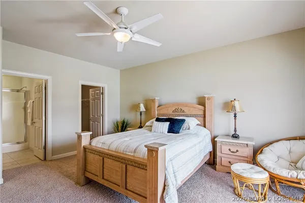 $1,174,900 | 1065 Imperial Point Drive, Four Seasons, MO 65049
