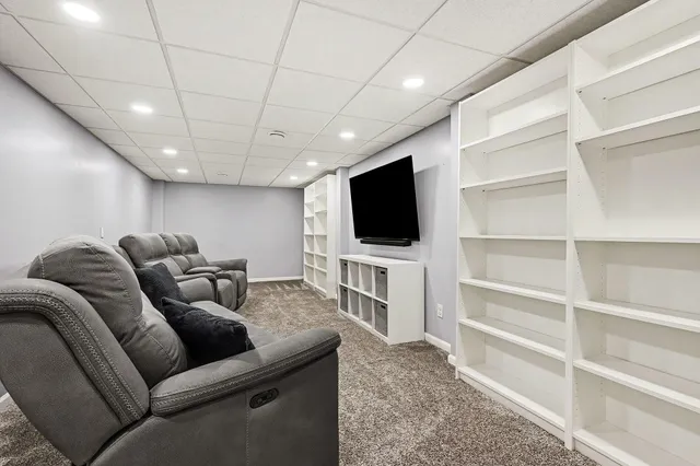 $170,000 | 221 Paisley Court, Kalamazoo, MI 49006