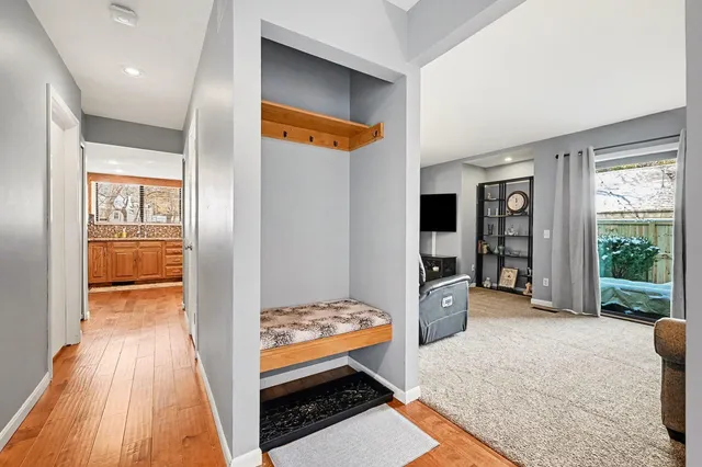 $170,000 | 221 Paisley Court, Kalamazoo, MI 49006