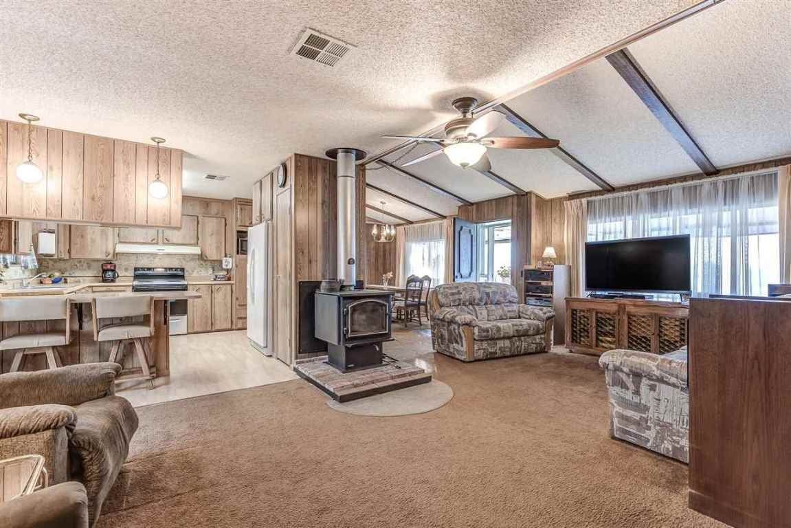 8402 Faith Road Montague, CA 96064 - Photo 8 of 27 Gallery Image 8