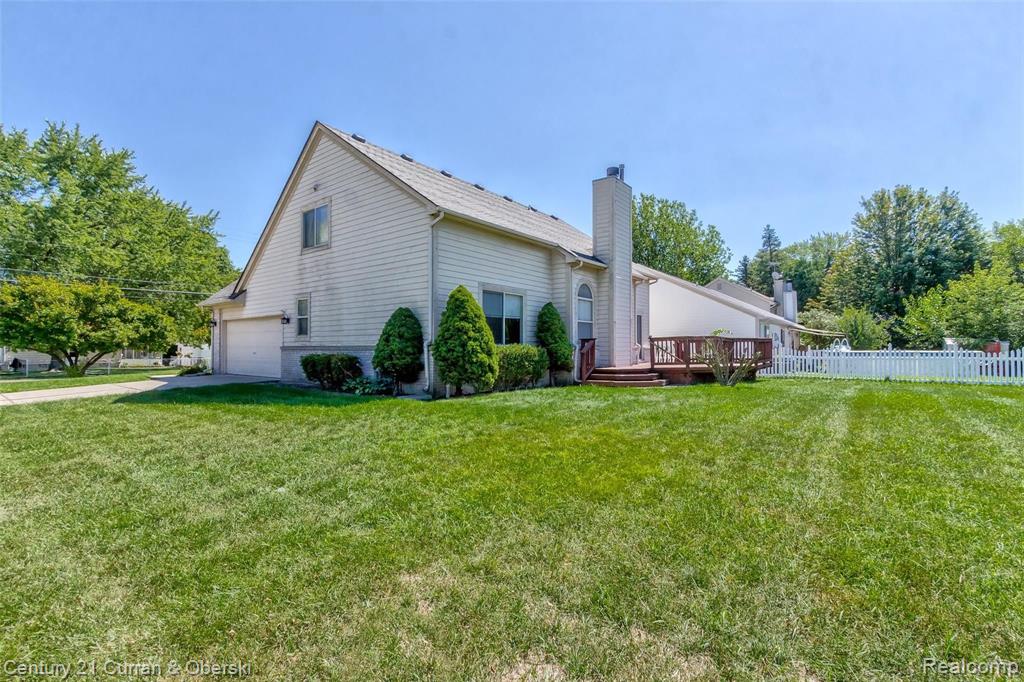 9721 Stark Road Livonia, MI 48150 - Photo 43 of 44