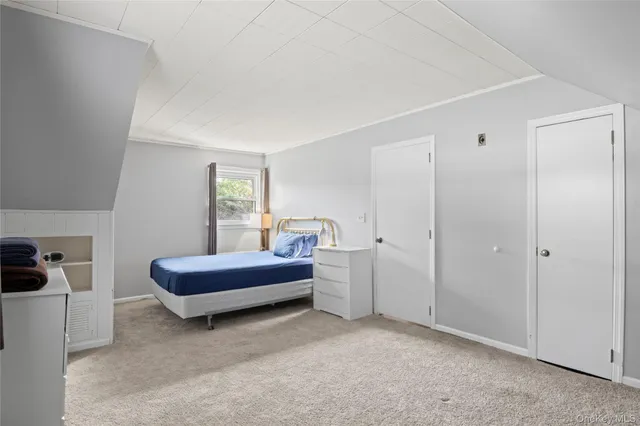 $899,000 | 11 Glenwood Road, Glen Head, NY 11545