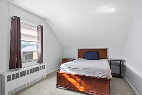 $899,000 | 11 Glenwood Road, Glen Head, NY 11545