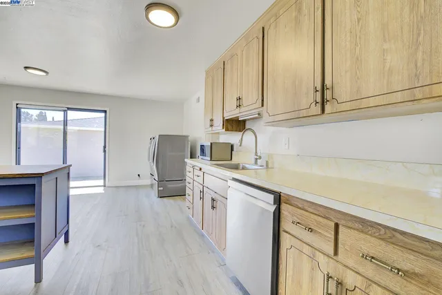 $1,175,000 | 20009 Catalina Drive, Castro Valley, CA 94546