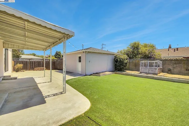 $1,175,000 | 20009 Catalina Drive, Castro Valley, CA 94546