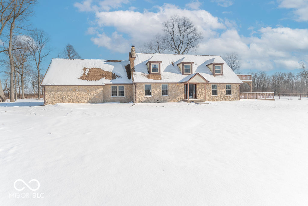 2663 South Meridian Road Greenfield, IN 46140 - Photo 3 of 57 Gallery Image 3