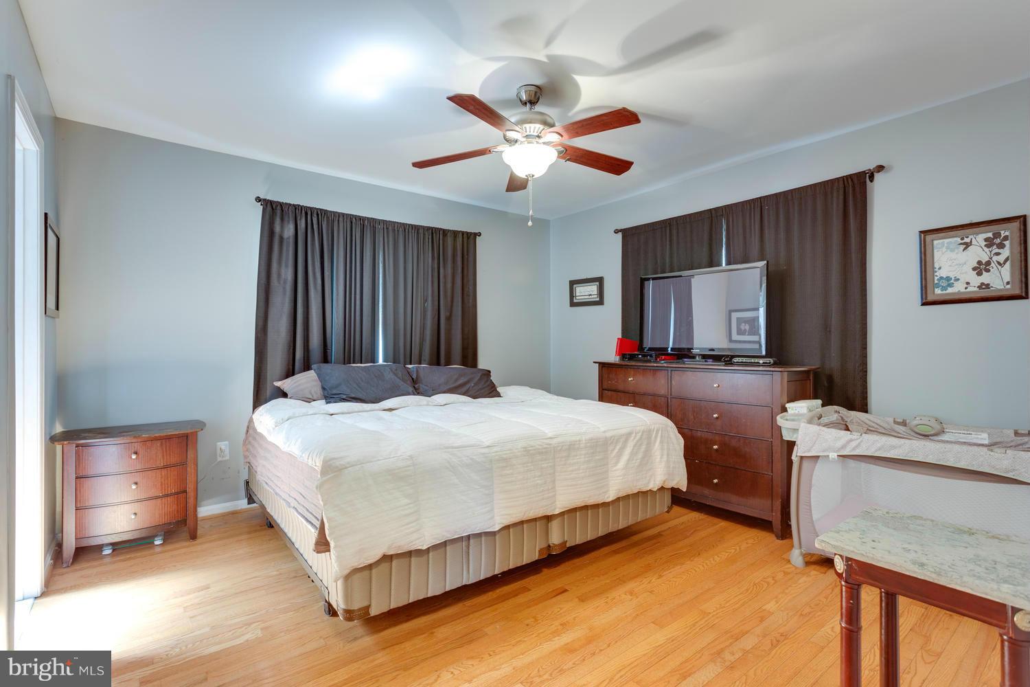 8011 Leland Road Manassas, VA 20111 - Photo 14 of 30 Bedroom (Master)