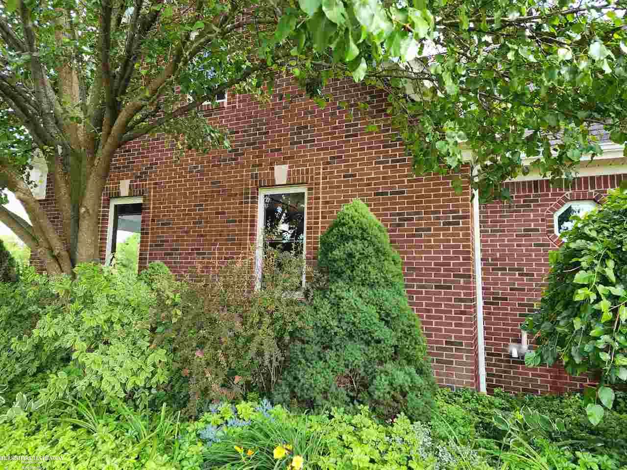 21240 Pratt Road Armada, MI 48005 - Photo 13 of 42