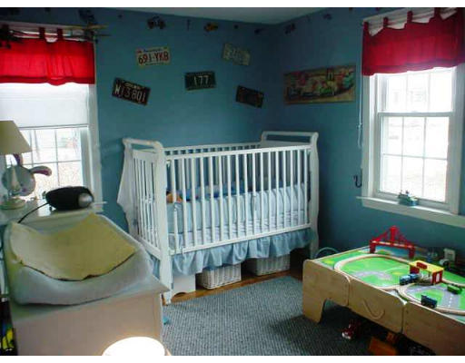 121 Arnold Road Marshfield, MA 02050 - Photo 8 of 9 Gallery Image 8