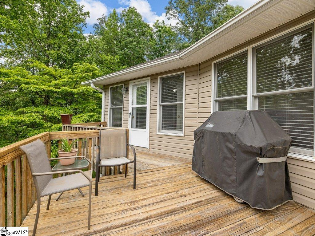 208 West Durham Street Landrum, SC 29356 - Photo 31 of 44