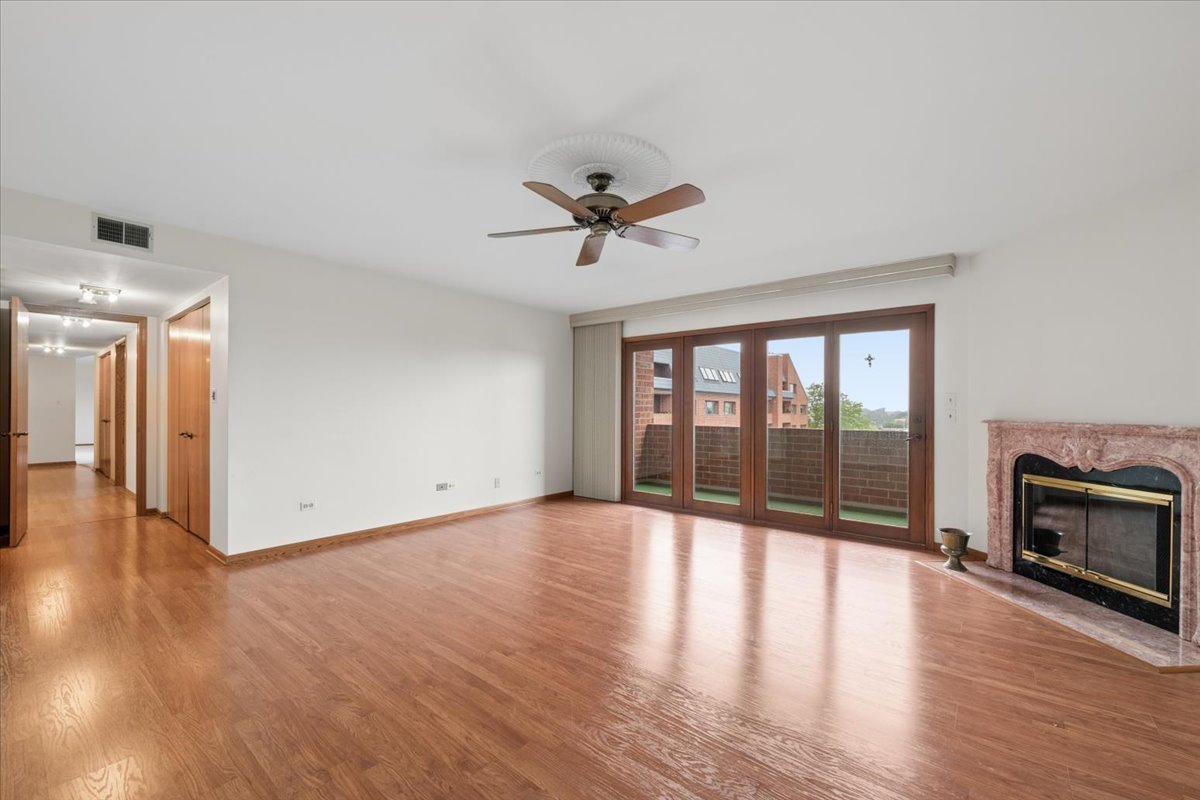 101 Summit Avenue, Unit 512 Park Ridge, IL 60068 - Photo 16 of 25