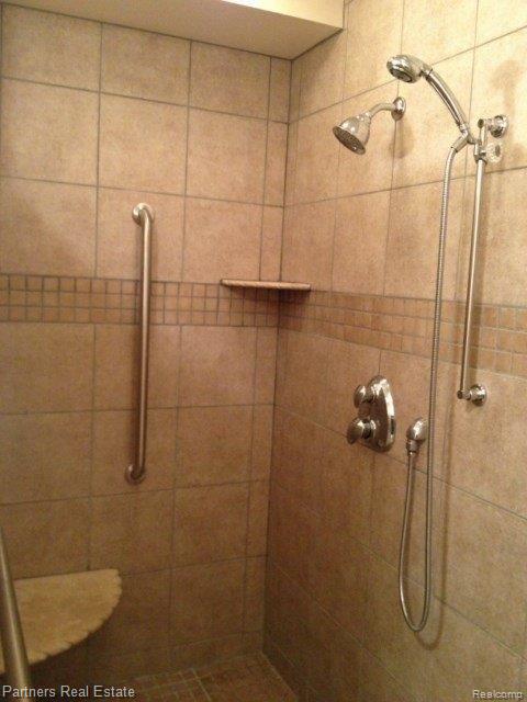8227 Bergin Road Howell, MI 48843 - Photo 22 of 22 Basement 3rd Bath