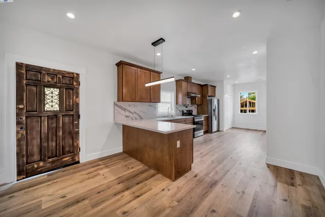 $998,000 | 3035 Logan Street, Oakland, CA 94601