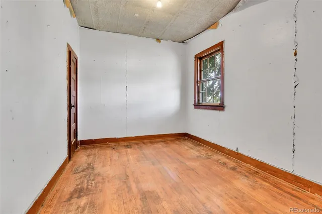 $140,000 | 444 3rd Avenue, Deer Trail, CO 80105