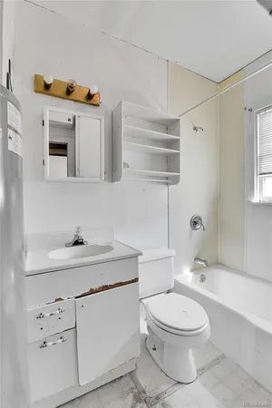 $99,995 | 444 3rd Avenue, Deer Trail, CO 80105