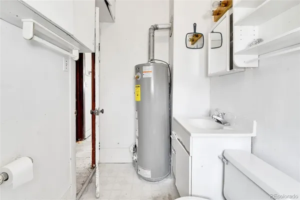 $99,995 | 444 3rd Avenue, Deer Trail, CO 80105