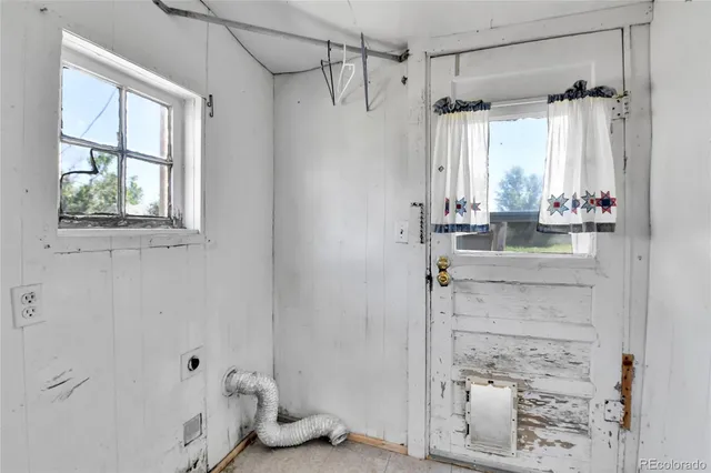 $140,000 | 444 3rd Avenue, Deer Trail, CO 80105