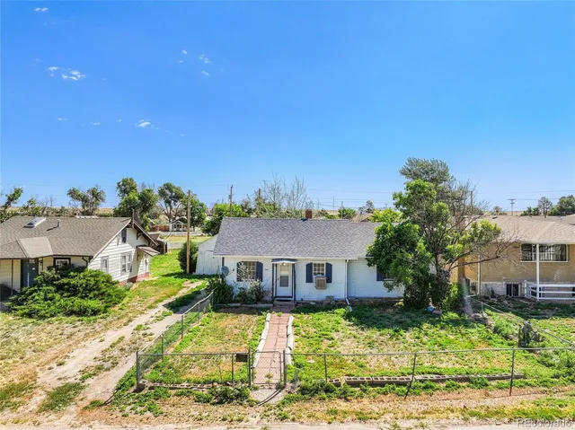 $140,000 | 444 3rd Avenue, Deer Trail, CO 80105