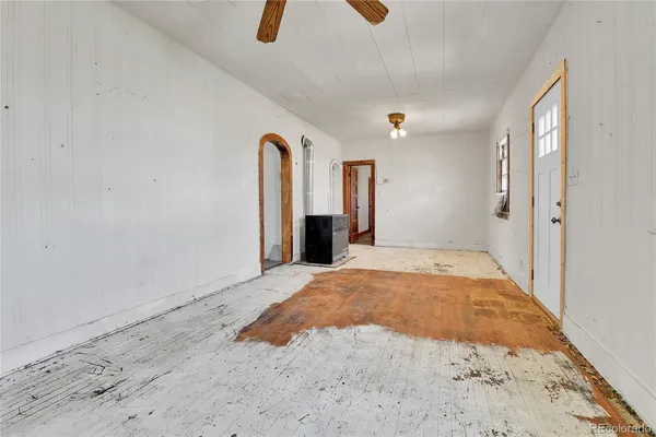 $99,995 | 444 3rd Avenue, Deer Trail, CO 80105