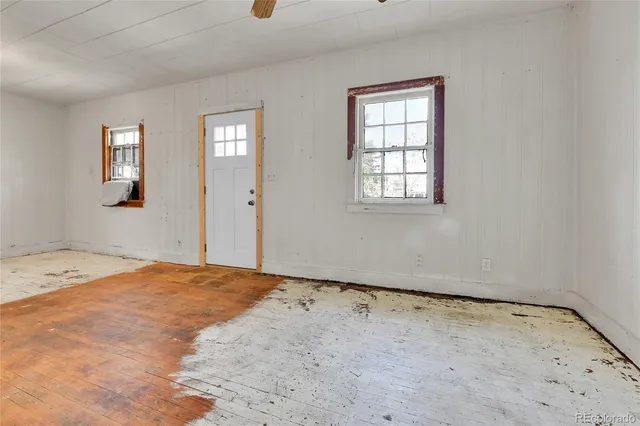 $99,995 | 444 3rd Avenue, Deer Trail, CO 80105