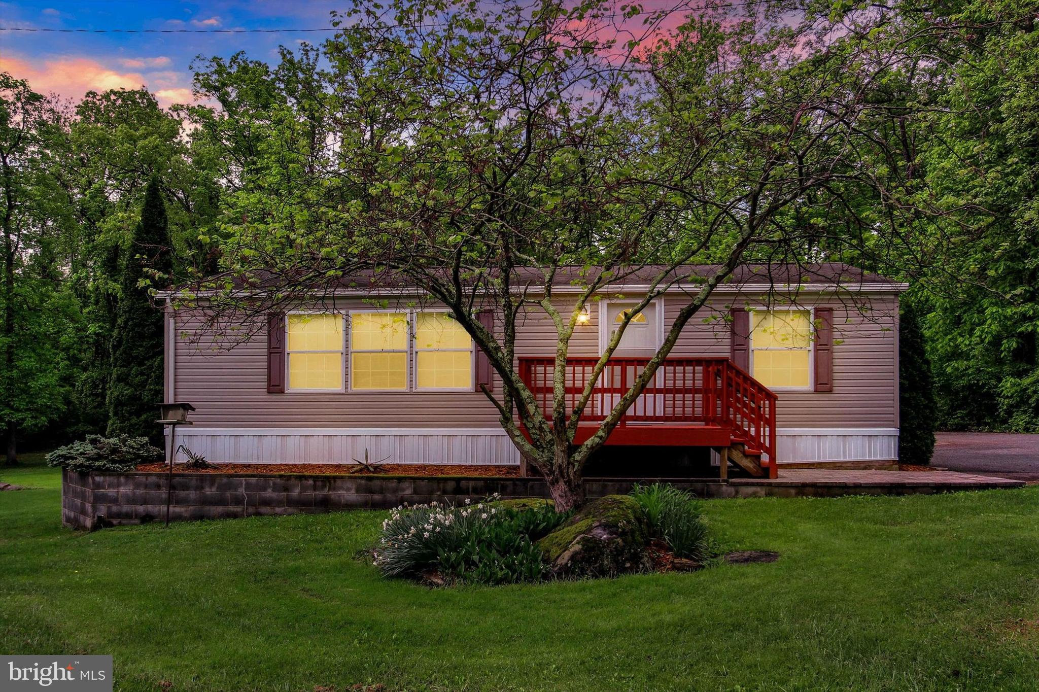 540 Zeigler Road Dover, PA 17315 - Photo 3 of 27