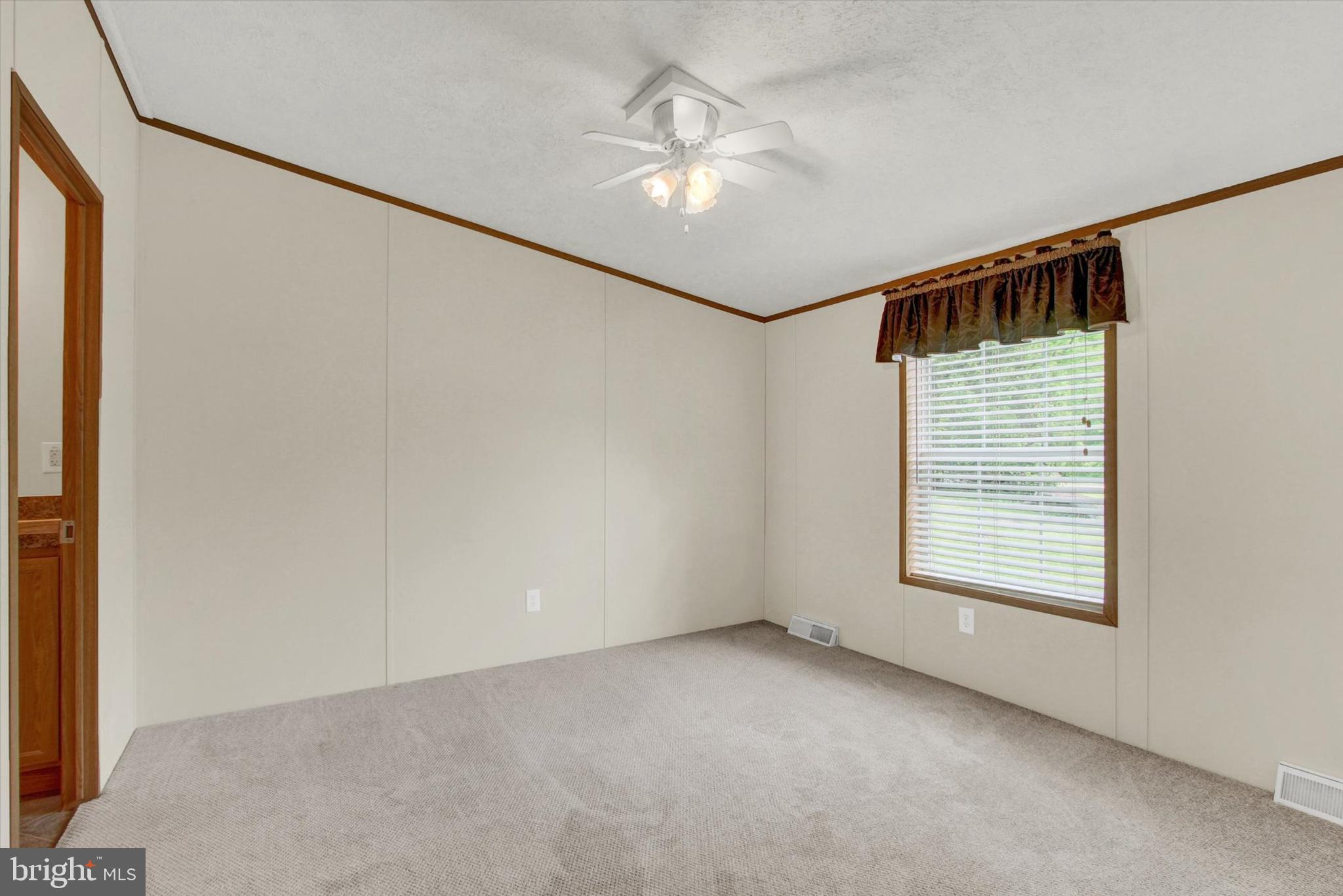 540 Zeigler Road Dover, PA 17315 - Photo 10 of 27 Primary Bedroom