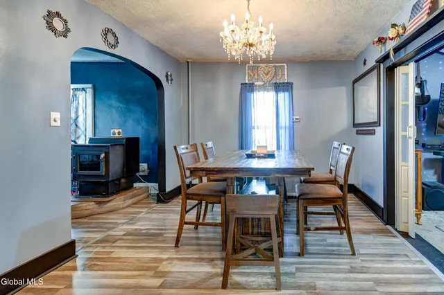 $159,900 | 124 East Boulevard, Gloversville, NY 12078