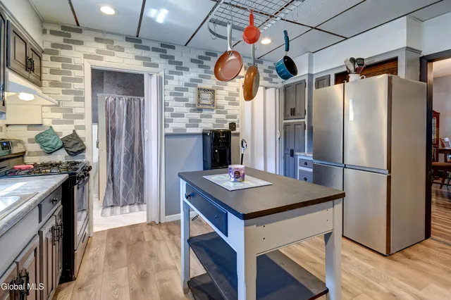 $159,900 | 124 East Boulevard, Gloversville, NY 12078