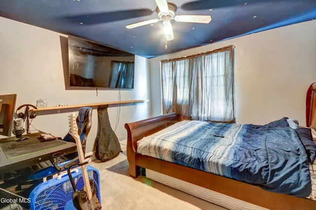 $159,900 | 124 East Boulevard, Gloversville, NY 12078