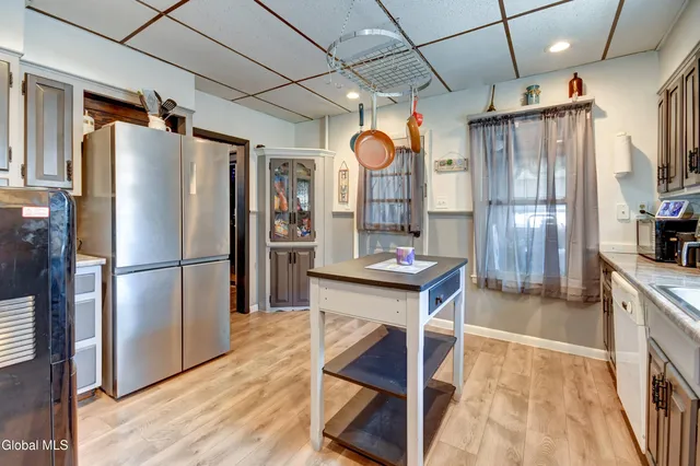 $159,900 | 124 East Boulevard, Gloversville, NY 12078