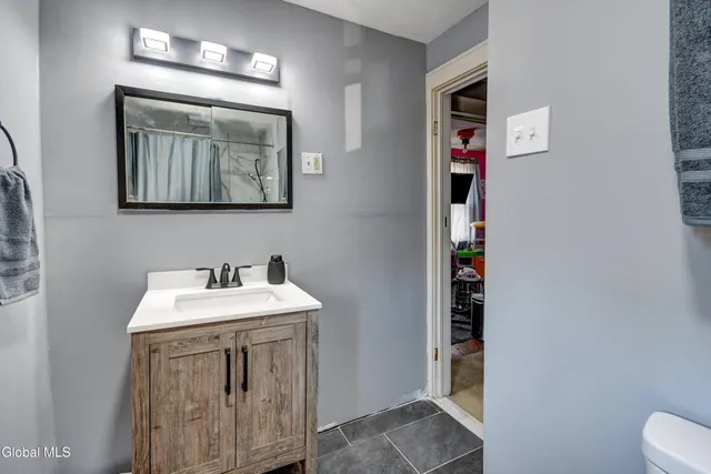 $159,900 | 124 East Boulevard, Gloversville, NY 12078