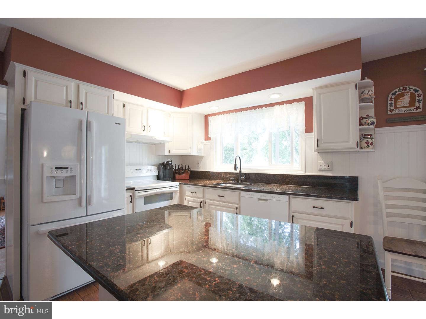 83 Pheasant Road Doylestown, PA 18901 - Photo 7 of 25 Gallery Image 7