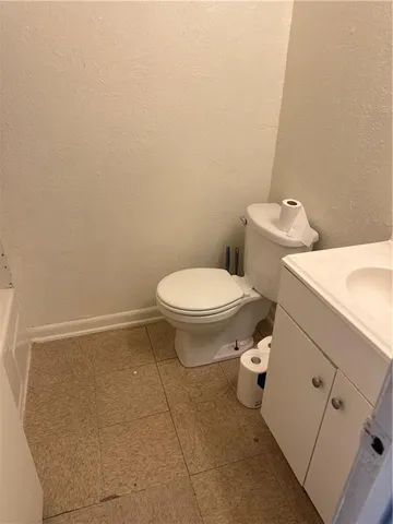 $900 | Undisclosed Address, Metairie, LA 70003