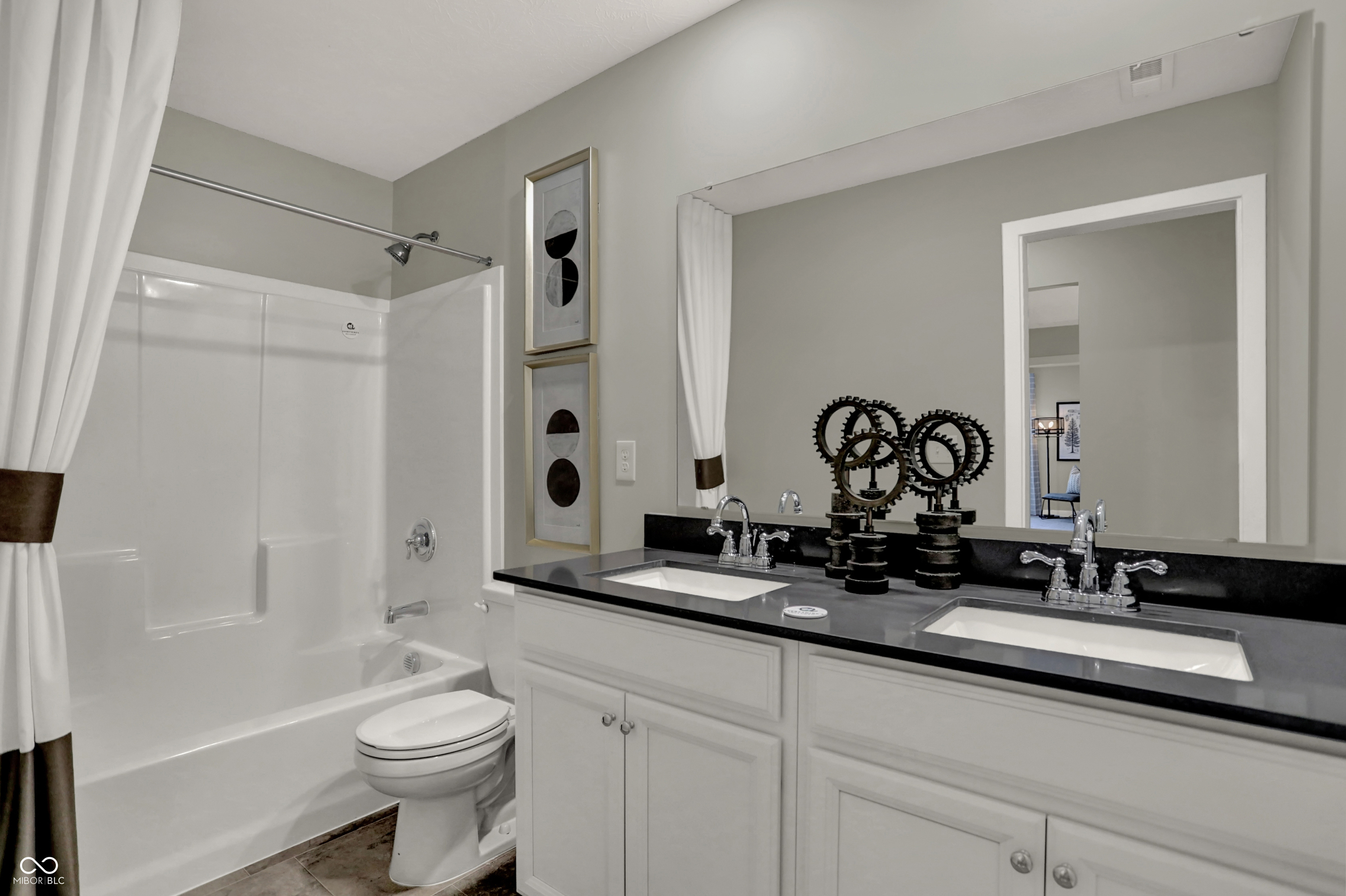 15466 Alperton Road Fishers, IN 46037 - Photo 46 of 47