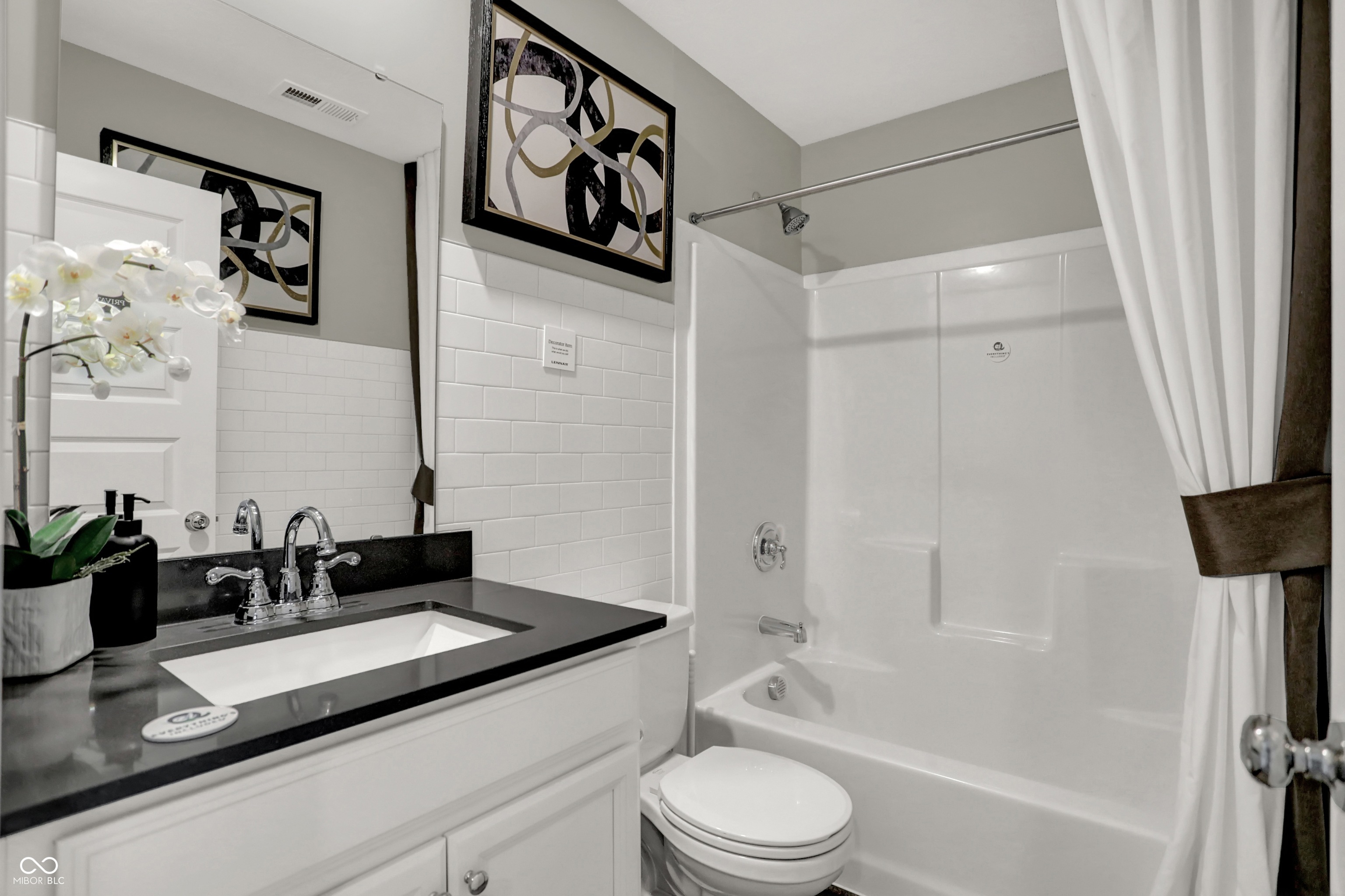 15466 Alperton Road Fishers, IN 46037 - Photo 8 of 47