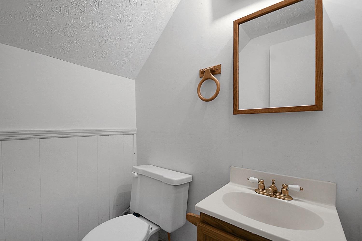 4837 Stoneybrook Road Cincinnati, OH 45244 - Photo 10 of 25 Gallery Image 10
