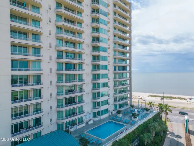 $349,000 | 2060 Beach Boulevard, Unit 307, Biloxi, MS 39531