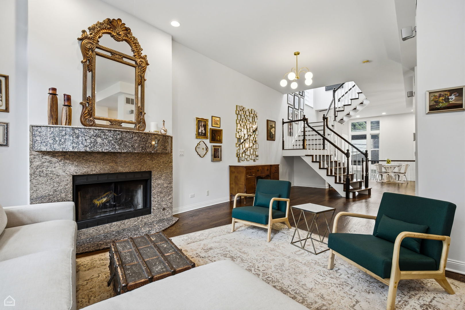 1310 West Roscoe Street Chicago, IL 60657 - Photo 6 of 48