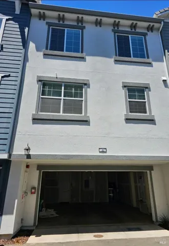 $3,795 | 312 Pear Tree Lane, Unit E, Napa, CA 94558