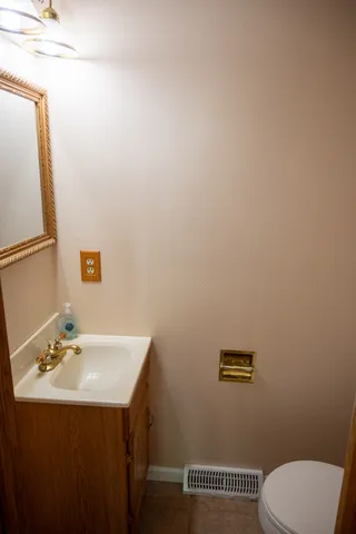 $120,000 | 1414 South Shores, Unit 1414, Sullivan, IL 61951