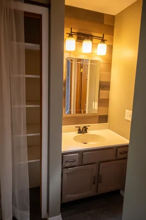 $115,500 | 1414 South Shores, Unit 1414, Sullivan, IL 61951