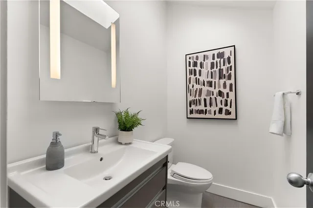 $4,650,000 | 766 Pelican Drive, Laguna Beach, CA 92651