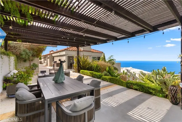 $4,650,000 | 766 Pelican Drive, Laguna Beach, CA 92651
