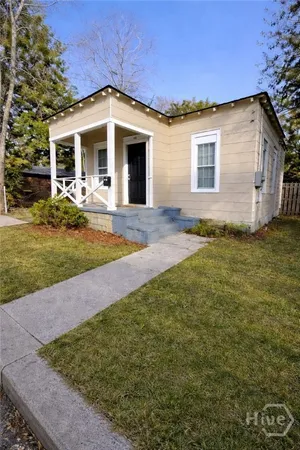 $1,500 | 1110 New Jersey Avenue, Savannah, GA 31404